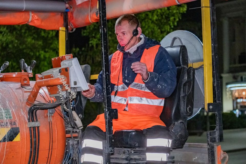Михаил Развожаев: Готовим дороги Севастополя к лету: обновляем разметку Михаил Развожаев: Готовим дороги Севастополя к лету: обновляем разметку