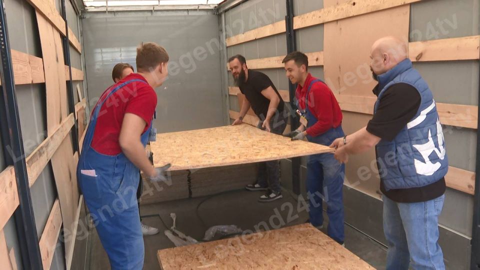 Севастопольцы собрали 5 тонн гуманитарной помощи для жителей Дагестана, пострадавших от наводнения Севастопольцы собрали 5 тонн гуманитарной помощи для жителей Дагестана, пострадавших от наводнения