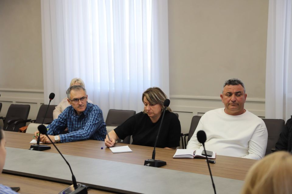 Анжелика Ястребова: Состоялось заседание комиссии по соблюдению режима землепользования в охранных зонах магистральных газопроводов Анжелика Ястребова: Состоялось заседание комиссии по соблюдению режима землепользования в охранных зонах магистральных газопроводов