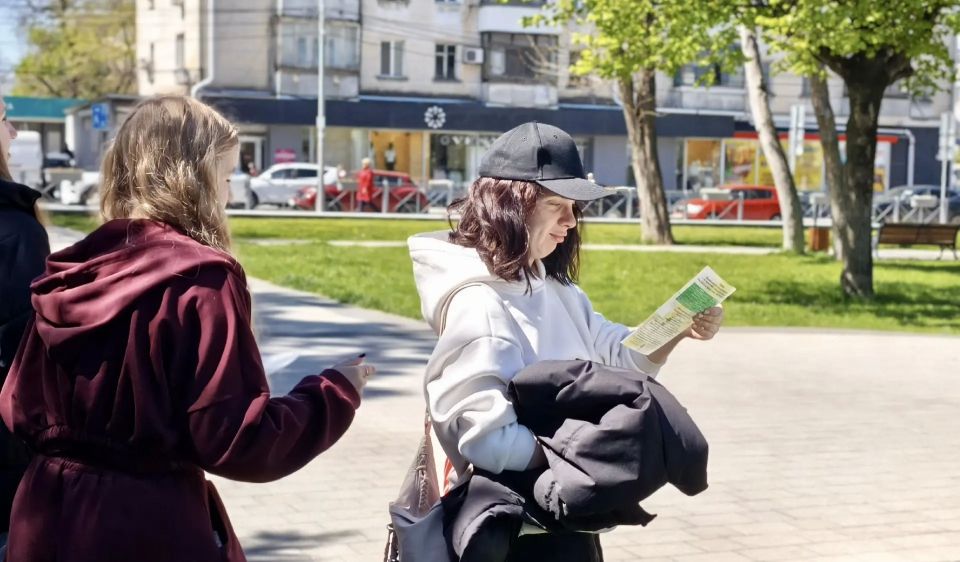Акция «За здоровый Крым» состоялась в сквере Тренёва Акция «За здоровый Крым» состоялась в сквере Тренёва