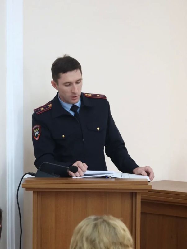В Симферополе обсудили меры по повышению безопасности дорожного движения В Симферополе обсудили меры по повышению безопасности дорожного движения