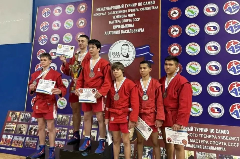 Крымские спортсмены завоевали медали на Международном открытом турнире по самбо в Ташкенте