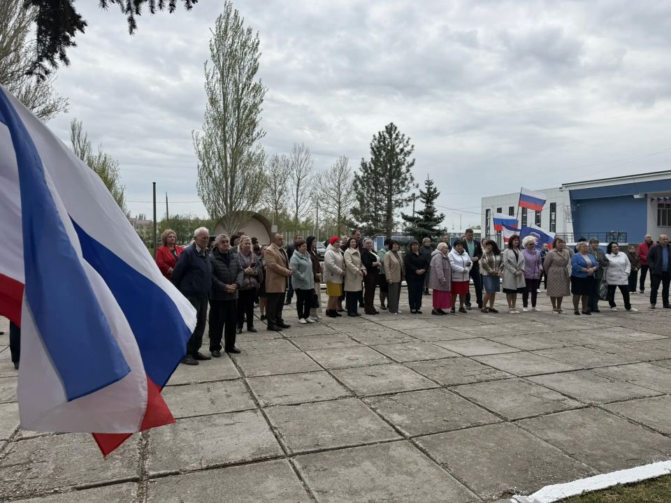 Антон Кравец: Сегодня состоялось торжественное открытие обновленной районной Доски Почета 2026 года - "Гордость родной земли" Антон Кравец: Сегодня состоялось торжественное открытие обновленной районной Доски Почета 2026 года - "Гордость родной земли"