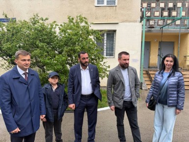 ���������� �����������: ������� - ���������!. ��������� 16-������� ��� �� ������������, 19 ����� ���������� �������������� �������