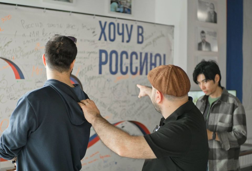 «СОВИНТЕРН» и иностранные журналисты на Донбассе и в Крыму «СОВИНТЕРН» и иностранные журналисты на Донбассе и в Крыму
