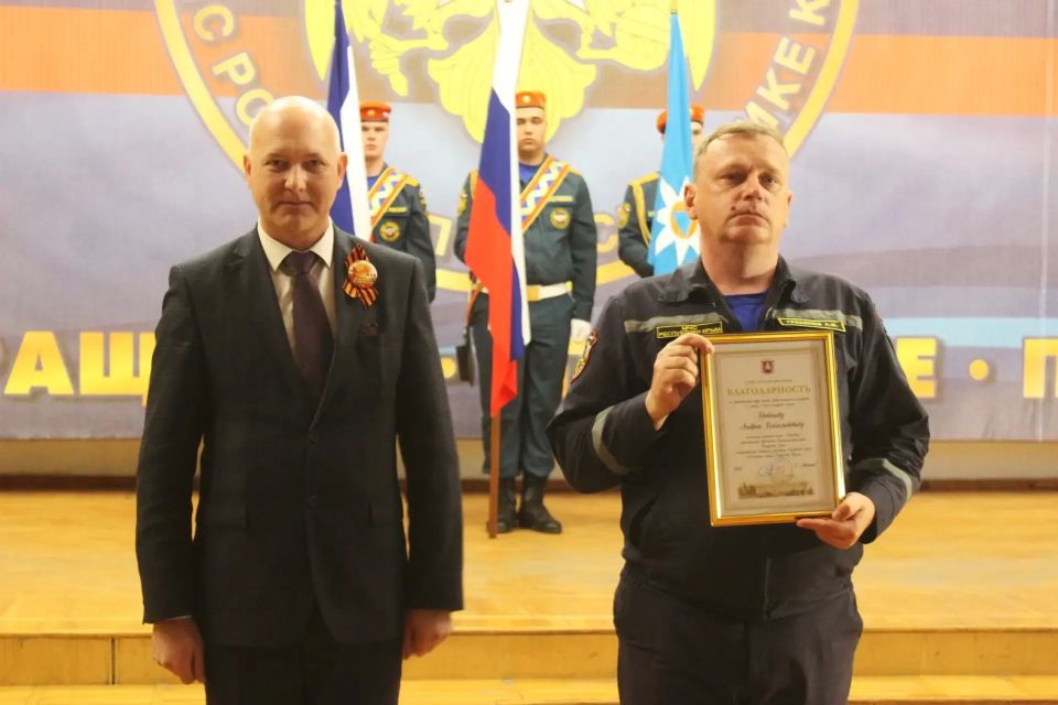 В День пожарной охраны Российской Федерации в Главном управлении МЧС России по Республике Крым состоялось торжественное мероприятие В День пожарной охраны Российской Федерации в Главном управлении МЧС России по Республике Крым состоялось торжественное мероприятие