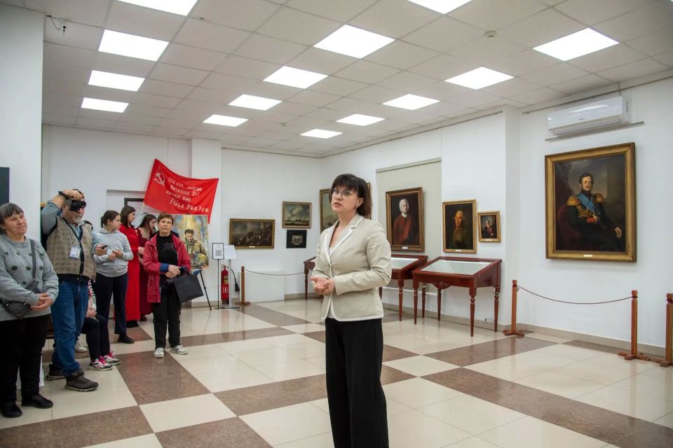30 апреля при поддержке Министерства культуры Республики Крым прошло торжественное открытие выставки «Батальный жанр 30 апреля при поддержке Министерства культуры Республики Крым прошло торжественное открытие выставки «Батальный жанр