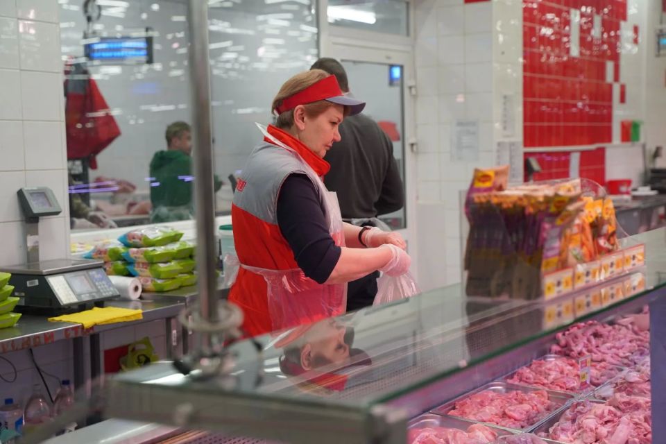 Друзья, уважаемые работники промышленности и торговли Республики Крым! Друзья, уважаемые работники промышленности и торговли Республики Крым!