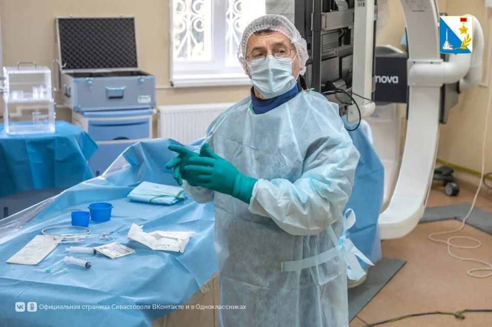 Севастопольские онкологи первыми в ЮФО начали применять радиоэмболизацию при лечении рака печени Севастопольские онкологи первыми в ЮФО начали применять радиоэмболизацию при лечении рака печени