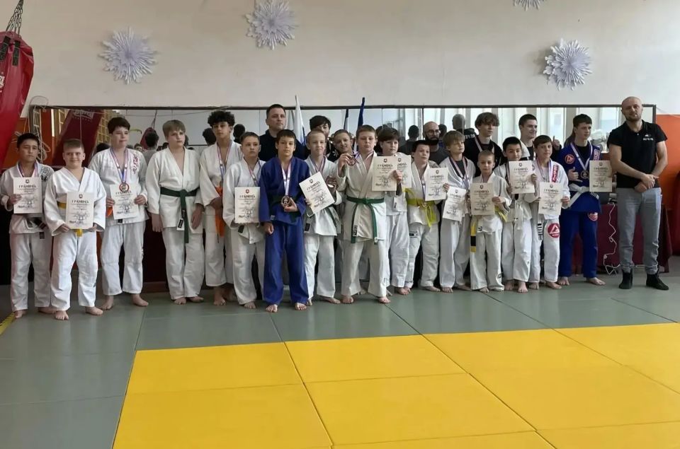 2 мая в спортивном комплексе МБУ ДО «Энергия» прошёл Открытый городской фестиваль по джиу-джитсу, посвящённый Году единства народов России 2 мая в спортивном комплексе МБУ ДО «Энергия» прошёл Открытый городской фестиваль по джиу-джитсу, посвящённый Году единства народов России
