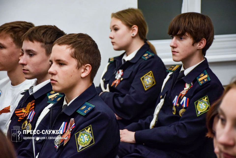 В Доме молодежи открыли Стену памяти В Доме молодежи открыли Стену памяти