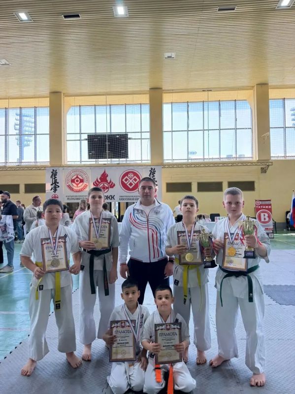 Поздравляю спортсменов Белогорского района с успешным выступлением на Первенстве Симферополя по киокусинкай карате! Поздравляю спортсменов Белогорского района с успешным выступлением на Первенстве Симферополя по киокусинкай карате!