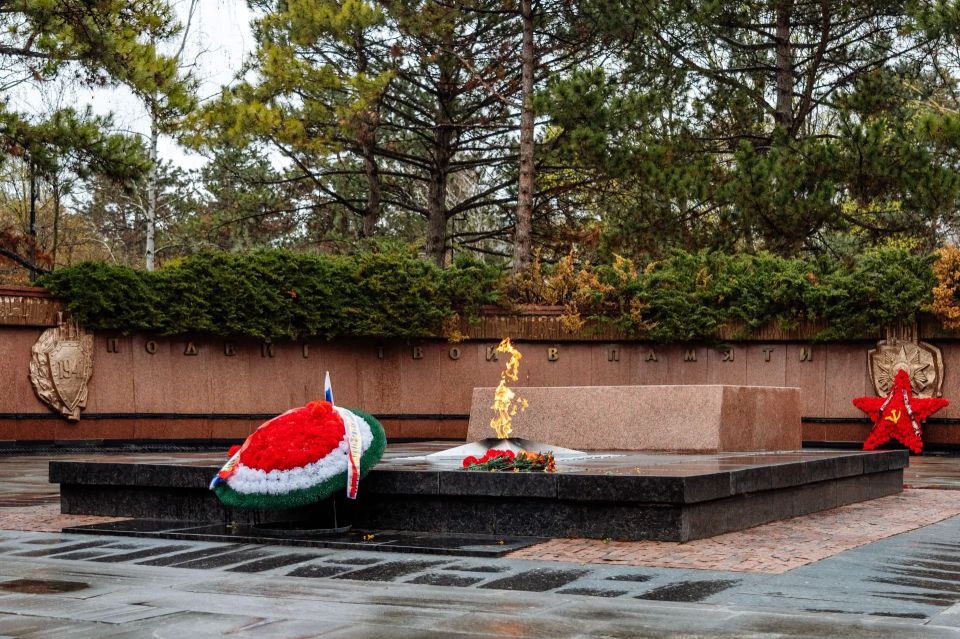 В Крыму разработан военно-патриотический тур «Слава вам, храбрые»: что увидят и узнают туристы В Крыму разработан военно-патриотический тур «Слава вам, храбрые»: что увидят и узнают туристы