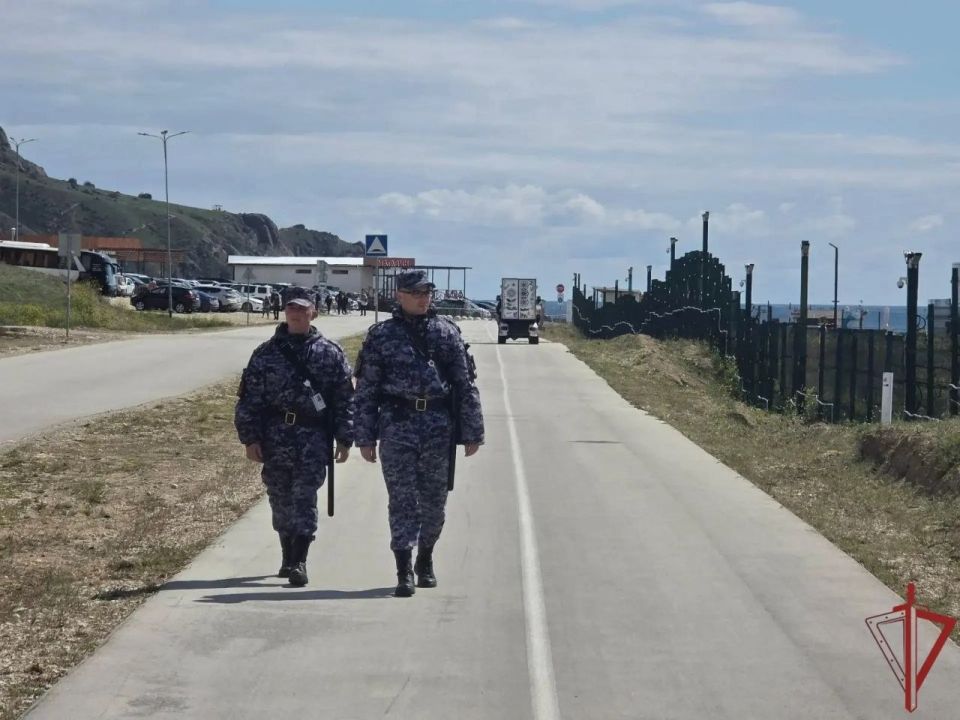 В Севастополе при содействии СОБР Росгвардии задержан подозреваемый в экстремизме В Севастополе при содействии СОБР Росгвардии задержан подозреваемый в экстремизме