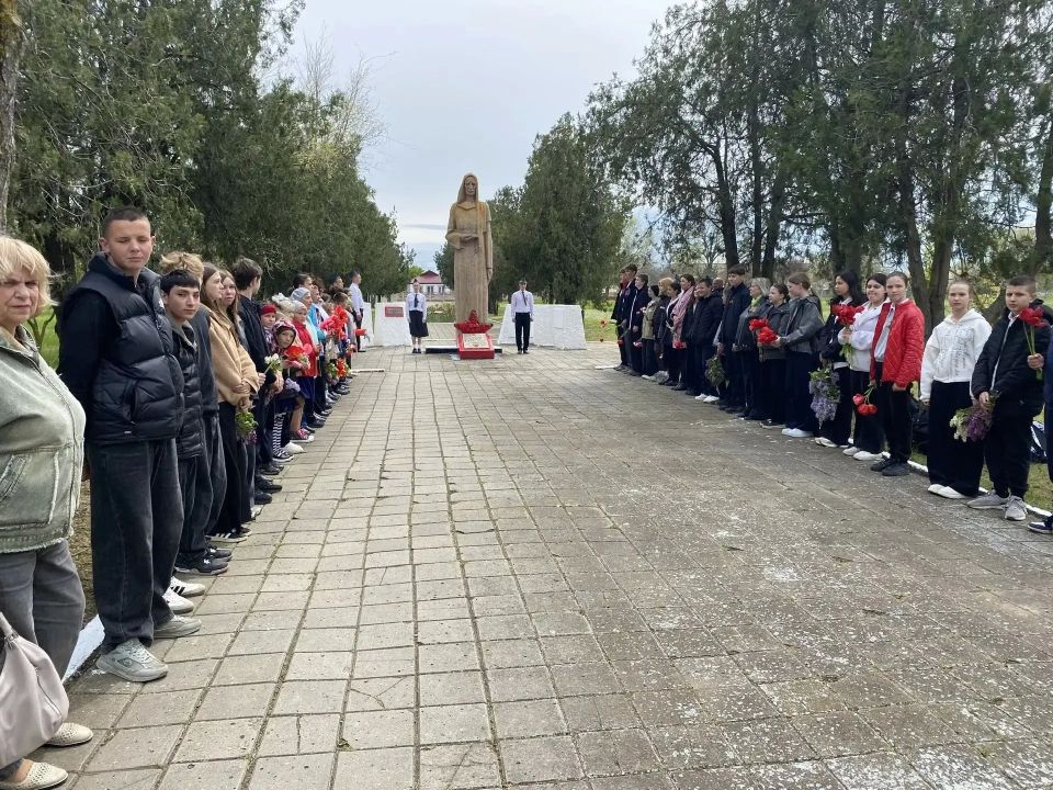 В Советском районе продолжаются патриотические акции «Память в граните» и «Эстафета Памяти», приуроченные к 82-й годовщине освобождения Советского района от немецко-фашистских захватчиков и 81-й годовщине Великой Победы В Советском районе продолжаются патриотические акции «Память в граните» и «Эстафета Памяти», приуроченные к 82-й годовщине освобождения Советского района от немецко-фашистских захватчиков и 81-й годовщине Великой Победы