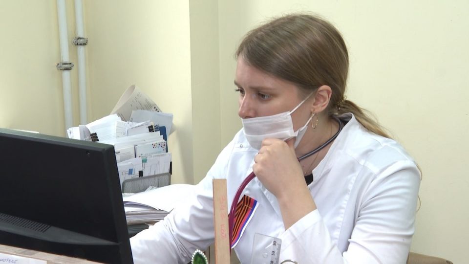 Принципы настоящего врача. Решение одной из ключевых проблем здравоохранения нашла врач Симферопольской поликлиники N 2. На международную олимпиаду Маргарита Яковлева выдвинула проект оптимизации процедуры диспансеризации Принципы настоящего врача. Решение одной из ключевых проблем здравоохранения нашла врач Симферопольской поликлиники N 2. На международную олимпиаду Маргарита Яковлева выдвинула проект оптимизации процедуры диспансеризации