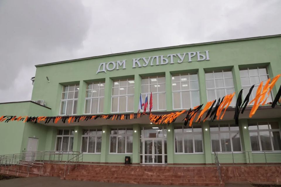 Владимир Константинов: В канун Дня Великой Победы в селе Грушевка г. Судак после реставрации открыт памятный знак на месте Братской могилы советских воинов-танкистов Владимир Константинов: В канун Дня Великой Победы в селе Грушевка г. Судак после реставрации открыт памятный знак на месте Братской могилы советских воинов-танкистов