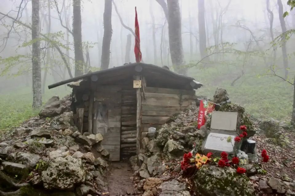 По маршрутам партизанской славы По маршрутам партизанской славы