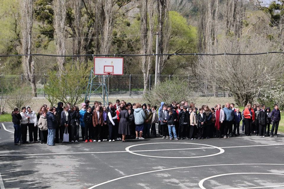 В Крыму прошли масштабные учения по ликвидации лесного пожара В Крыму прошли масштабные учения по ликвидации лесного пожара