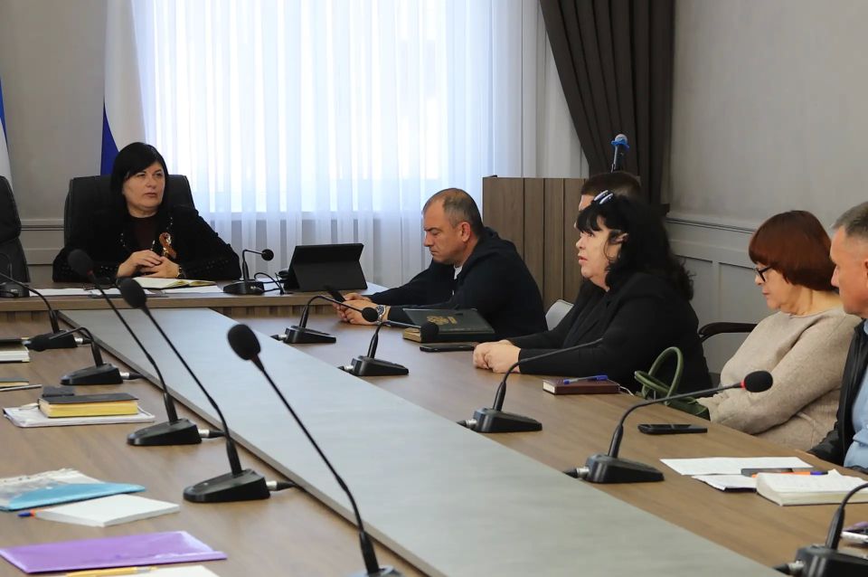 В соответствии с поручением Главы Республики Крым Сергея Аксёнова состоялось рабочее совещание под руководством главы администрации Анжелики Ястребовой В соответствии с поручением Главы Республики Крым Сергея Аксёнова состоялось рабочее совещание под руководством главы администрации Анжелики Ястребовой