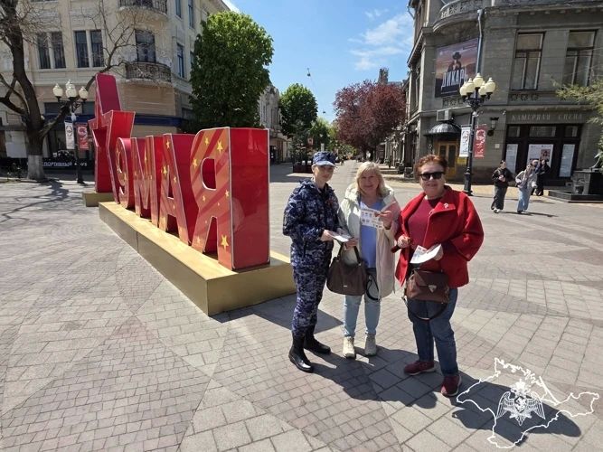 В Крыму и Севастополе росгвардейцы в преддверии Дня Победы провели акцию «Георгиевская лента» В Крыму и Севастополе росгвардейцы в преддверии Дня Победы провели акцию «Георгиевская лента»