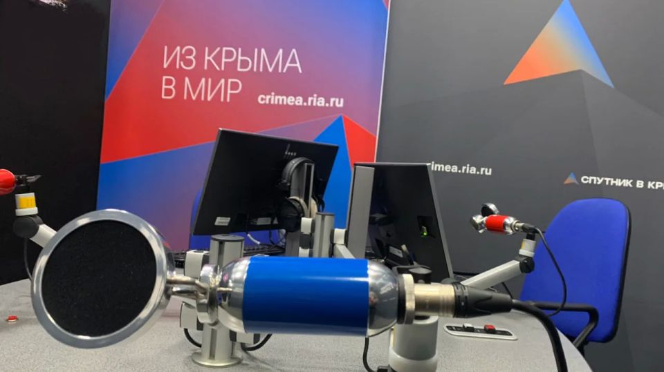 Ждем вас в эфире!. Как всегда стартуем в 7.00! Сегодня в эфире радио "Спутник в Крыму" (