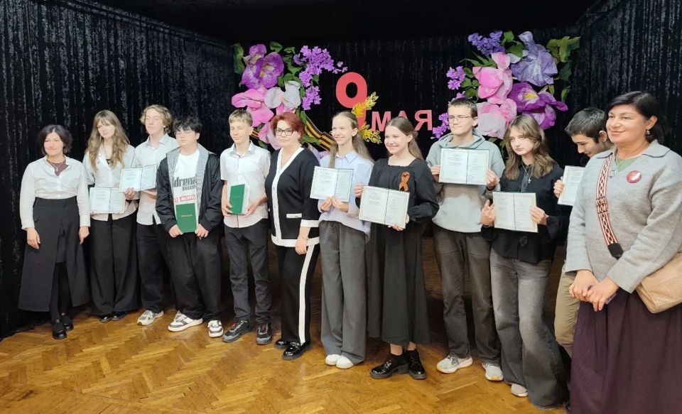 125 юных специалистов получили путёвку в жизнь! 125 юных специалистов получили путёвку в жизнь!