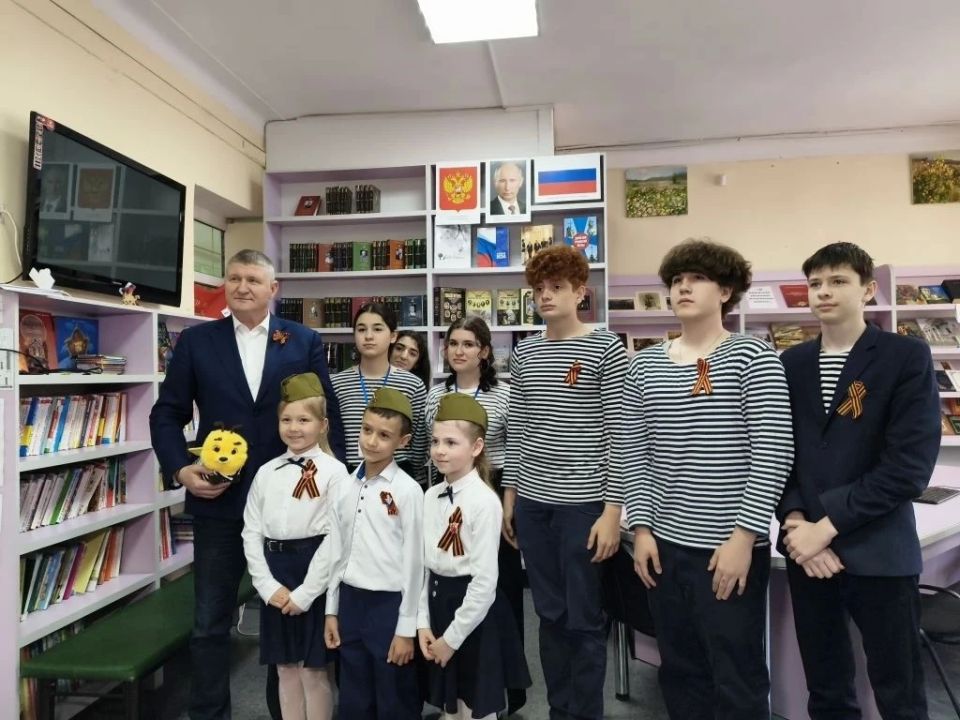 В школе №38 имени В.А. Дорохина прошло торжественное мероприятие к годовщине Великой Победы В школе №38 имени В.А. Дорохина прошло торжественное мероприятие к годовщине Великой Победы
