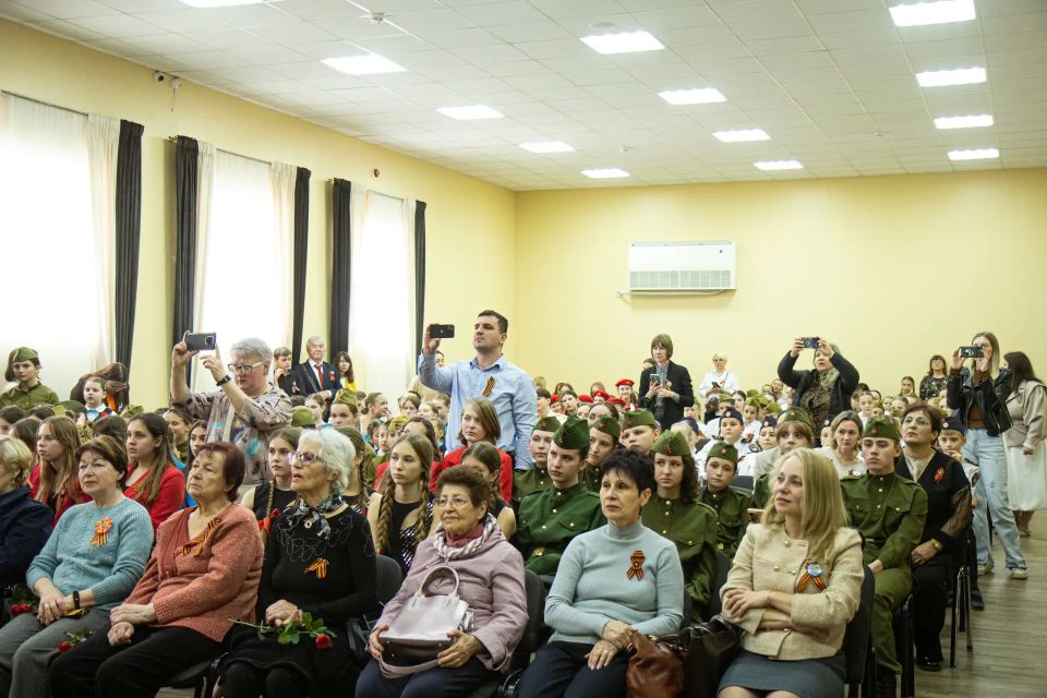 В Симферополе прошел ежегодный муниципальный фестиваль «Салют Победы» В Симферополе прошел ежегодный муниципальный фестиваль «Салют Победы»