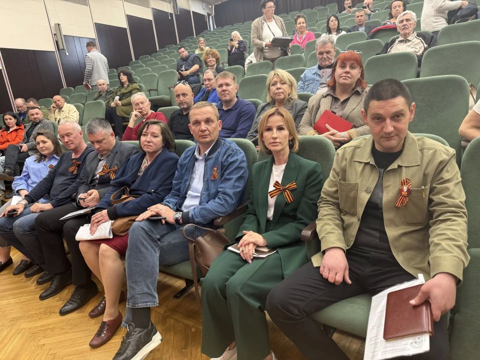 Константин Шимановский: Собрание с председателями и многоквартирных домов Константин Шимановский: Собрание с председателями и многоквартирных домов