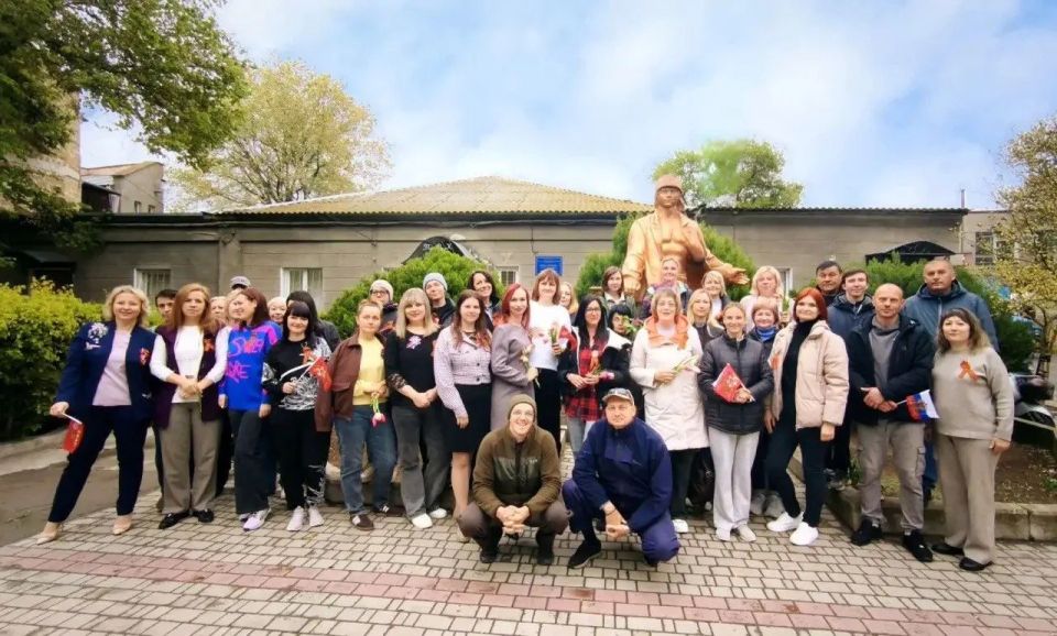 Вода Крыма: Активно готовятся ко Дню Победы Бахчисарайский, Евпаторийский и Керченский филиалы Вода Крыма: Активно готовятся ко Дню Победы Бахчисарайский, Евпаторийский и Керченский филиалы
