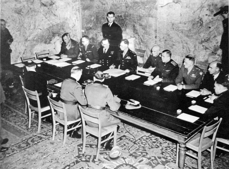 7 мая 1945. Попытка украсть Победу в Реймсе 7 мая 1945. Попытка украсть Победу в Реймсе