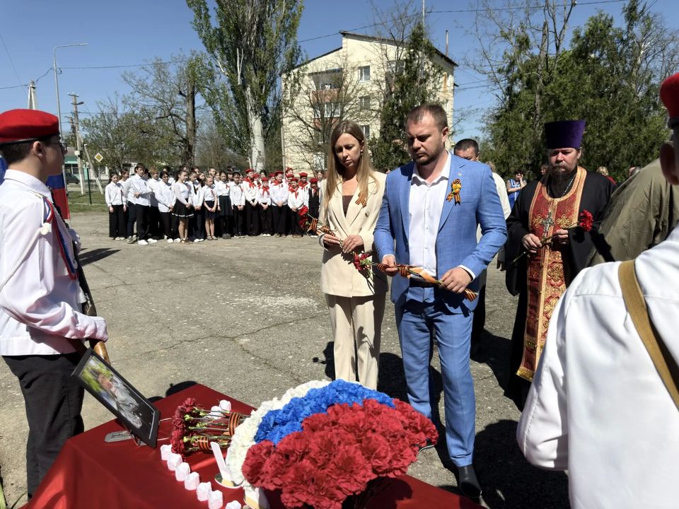 Антон Кравец: ..Герой не гибнет умирая. Двойная жизнь ему дана Антон Кравец: ..Герой не гибнет умирая. Двойная жизнь ему дана