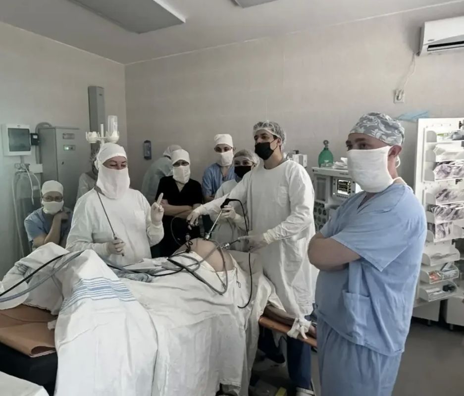 В больницах Крыма продолжаются мастер-классы по современным методам герниопластики В больницах Крыма продолжаются мастер-классы по современным методам герниопластики