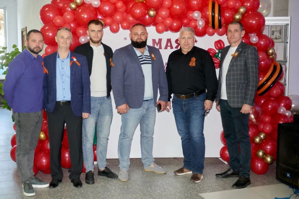 Вода Крыма: Финальный аккорд в подготовке нашего Предприятия ко Дню Победы поставил коллектив ПУВВ г. Симферополя Вода Крыма: Финальный аккорд в подготовке нашего Предприятия ко Дню Победы поставил коллектив ПУВВ г. Симферополя