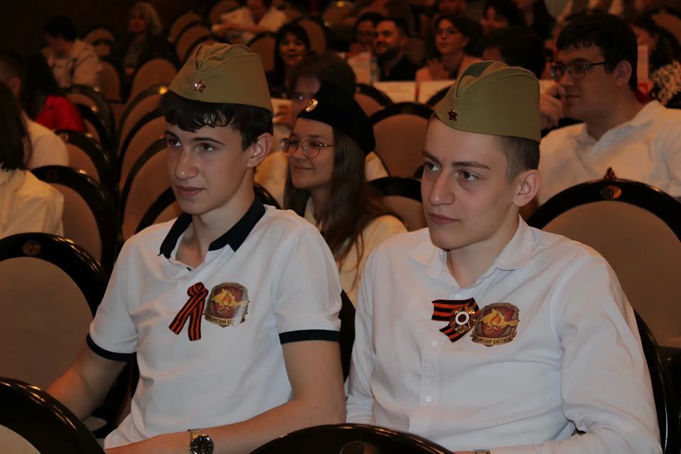 В столице Крыма состоялся финал Республиканского историко-патриотического проекта, приуроченного ко Дню Великой Победы В столице Крыма состоялся финал Республиканского историко-патриотического проекта, приуроченного ко Дню Великой Победы