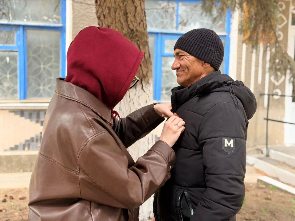 Активисты ученического самоуправления провели акцию «Георгиевская ленточка» в сёлах Джанкойского района Активисты ученического самоуправления провели акцию «Георгиевская ленточка» в сёлах Джанкойского района