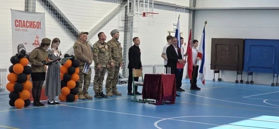 Галина Огнёва: Этим весенним майским утром выехала в МОУ «Изобильненская школа имени Э. У. Чалбаша», где прошла торжественная линейка, посвященная 81-й годовщине Великой Победы Галина Огнёва: Этим весенним майским утром выехала в МОУ «Изобильненская школа имени Э. У. Чалбаша», где прошла торжественная линейка, посвященная 81-й годовщине Великой Победы