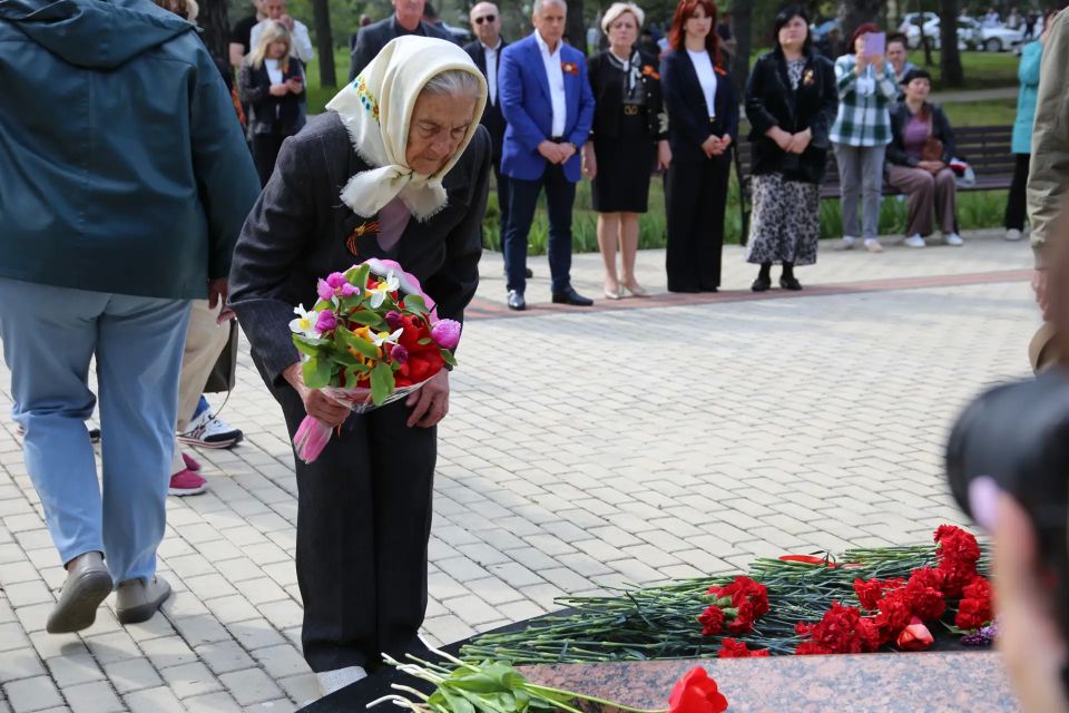В Бахчисарае и поселке Научный почтили память павших защитников Родины в годы Великой Отечественной войны В Бахчисарае и поселке Научный почтили память павших защитников Родины в годы Великой Отечественной войны