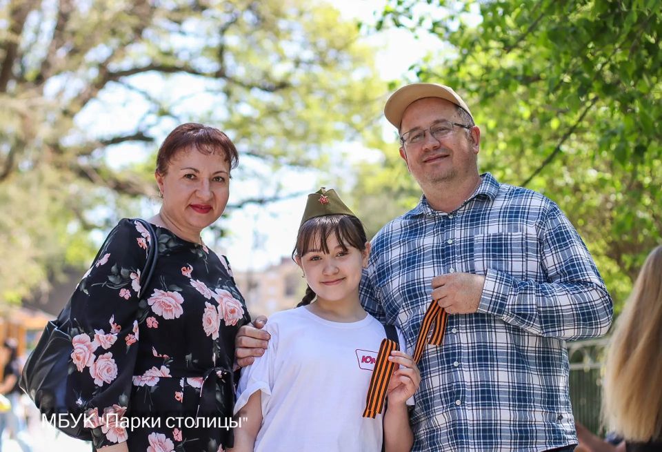 В России отмечают главный праздник страны — День Победы! В России отмечают главный праздник страны — День Победы!