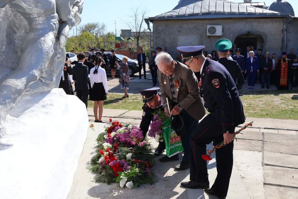 В посёлке Раздольное состоялось торжественное мероприятие, посвящённое 81-й годовщине Победы в Великой Отечественной войне В посёлке Раздольное состоялось торжественное мероприятие, посвящённое 81-й годовщине Победы в Великой Отечественной войне