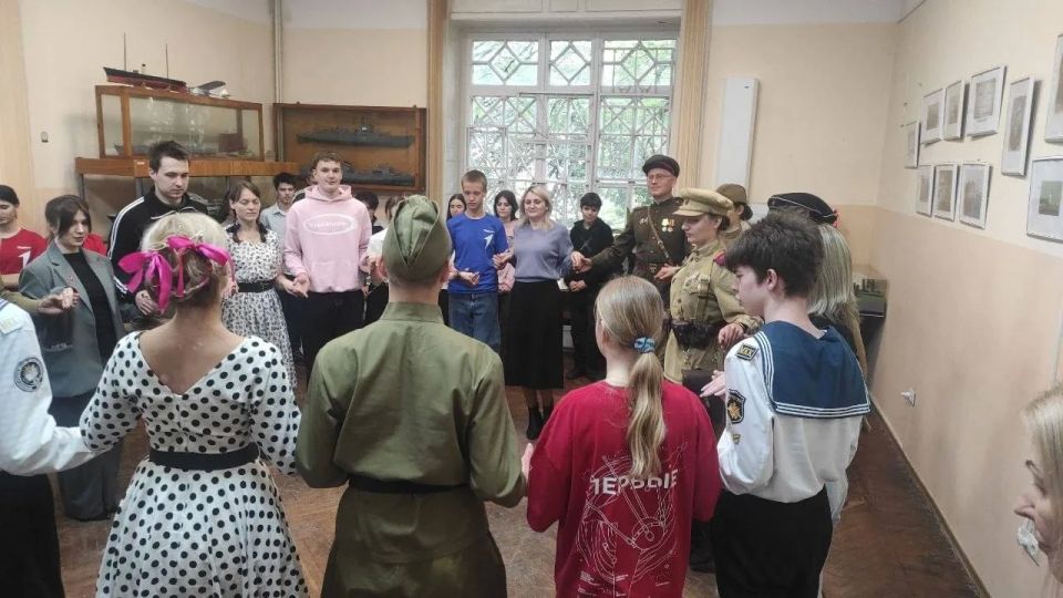 Погружение в историю: как Ялта отмечает 81-ю годовщину Победы Погружение в историю: как Ялта отмечает 81-ю годовщину Победы