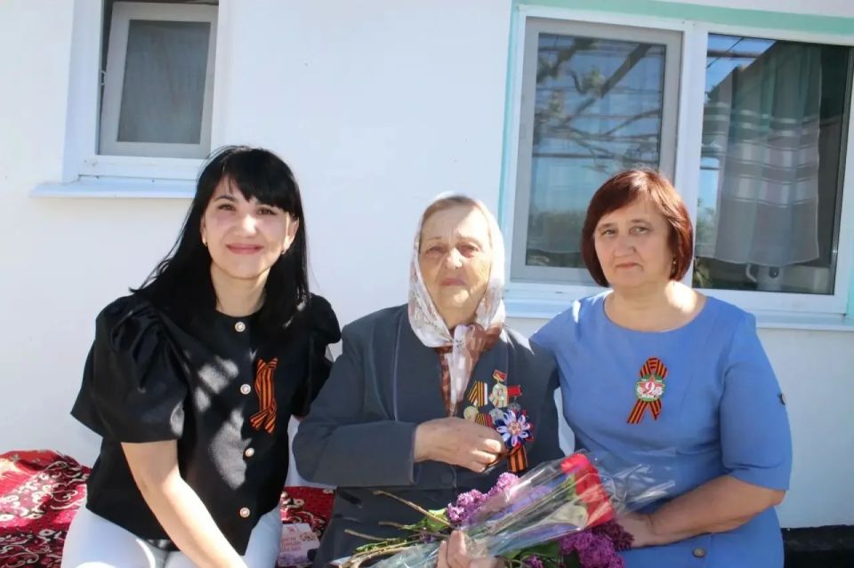 В Джанкойском районе поздравили ветеранов Великой Отечественной войны с 81-ой годовщиной Победы! В Джанкойском районе поздравили ветеранов Великой Отечественной войны с 81-ой годовщиной Победы!