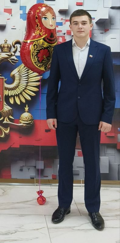 Эммилия Леонова: Сегодня День рождения у Президента школьного ученического самоуправления МБОУ"СШ №1им.М.Губанова" , Муниципального Президента ученического самоуправления города Евпатории Жарова Глеба! Эммилия Леонова: Сегодня День рождения у Президента школьного ученического самоуправления МБОУ"СШ №1им.М.Губанова" , Муниципального Президента ученического самоуправления города Евпатории Жарова Глеба!