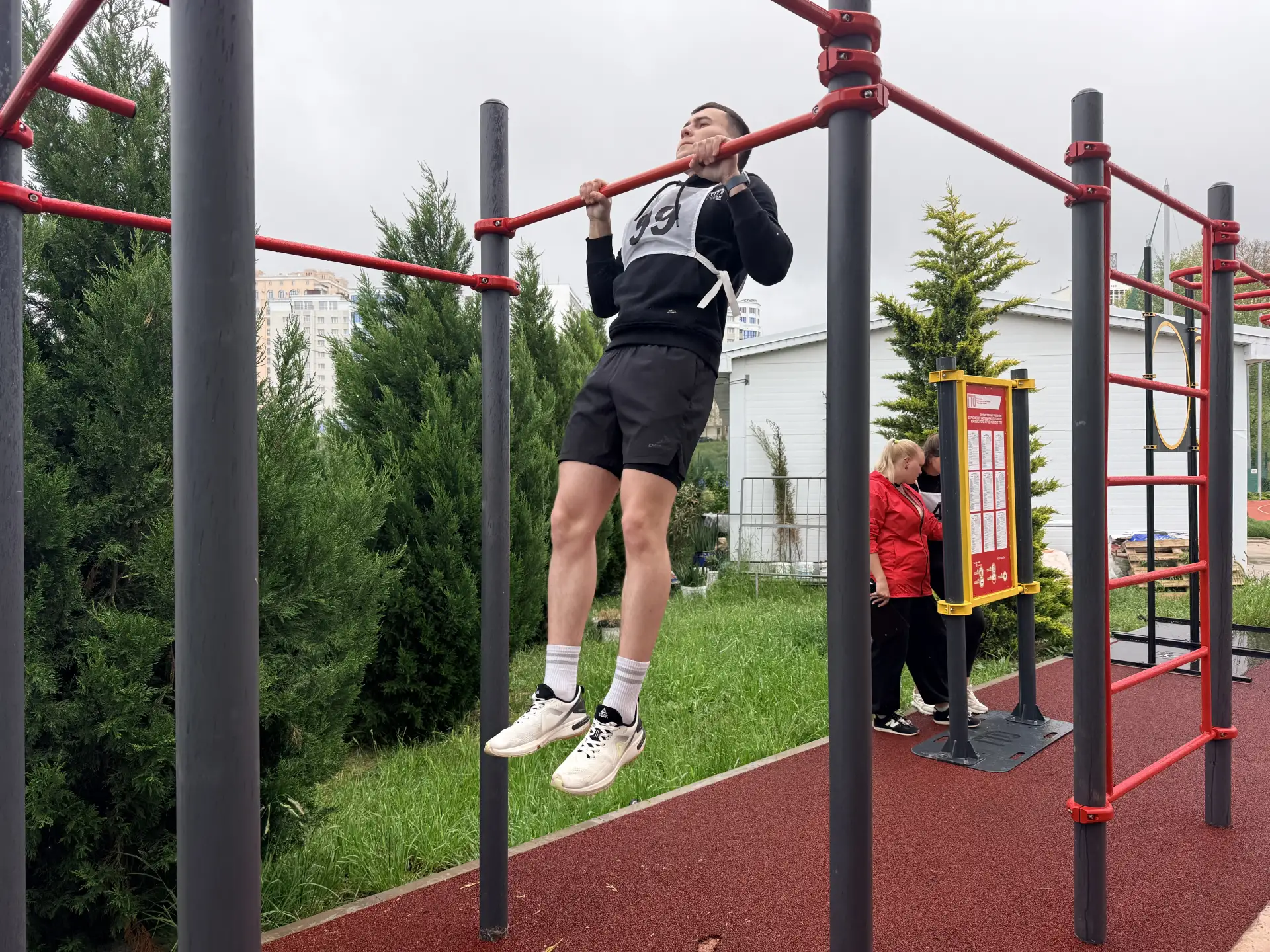 Севастопольские полицейские проверили свои силы при сдаче нормативов ГТО