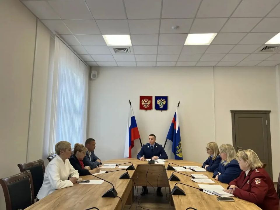 В республиканской прокуратуре обсудили вопросы организации отдыха детей, а также предстоящую оздоровительную кампанию
