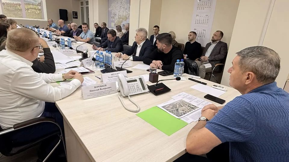 Минтопэнерго Крыма приняло участие в заседании Техсовета Минстроя Крыма Минтопэнерго Крыма приняло участие в заседании Техсовета Минстроя Крыма