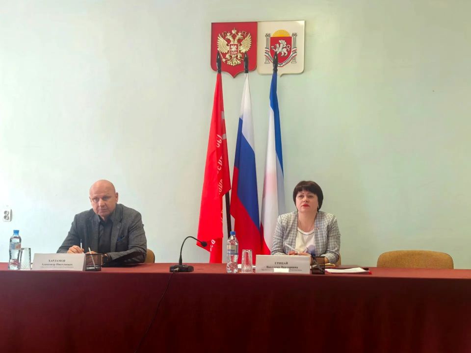 Председатель Советского районного совета Виктория Грицай приняла участие в совещании по социально значимым вопросам района с руководителями структурных подразделений администрации, районного совета, организаций и служб... Председатель Советского районного совета Виктория Грицай приняла участие в совещании по социально значимым вопросам района с руководителями структурных подразделений администрации, районного совета, организаций и служб...