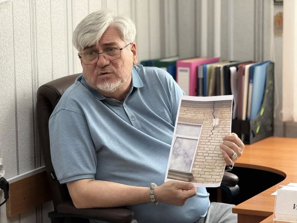 Благоустройство города, решение соседских споров, оказание помощи в переносе нестационарных торговых объектов – с такими вопросами пришли сегодня жители города ко мне на личный приём Благоустройство города, решение соседских споров, оказание помощи в переносе нестационарных торговых объектов – с такими вопросами пришли сегодня жители города ко мне на личный приём