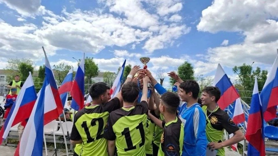 Районные соревнования по футболу 8х8: Триумф школьных команд в Советском районе Районные соревнования по футболу 8х8: Триумф школьных команд в Советском районе